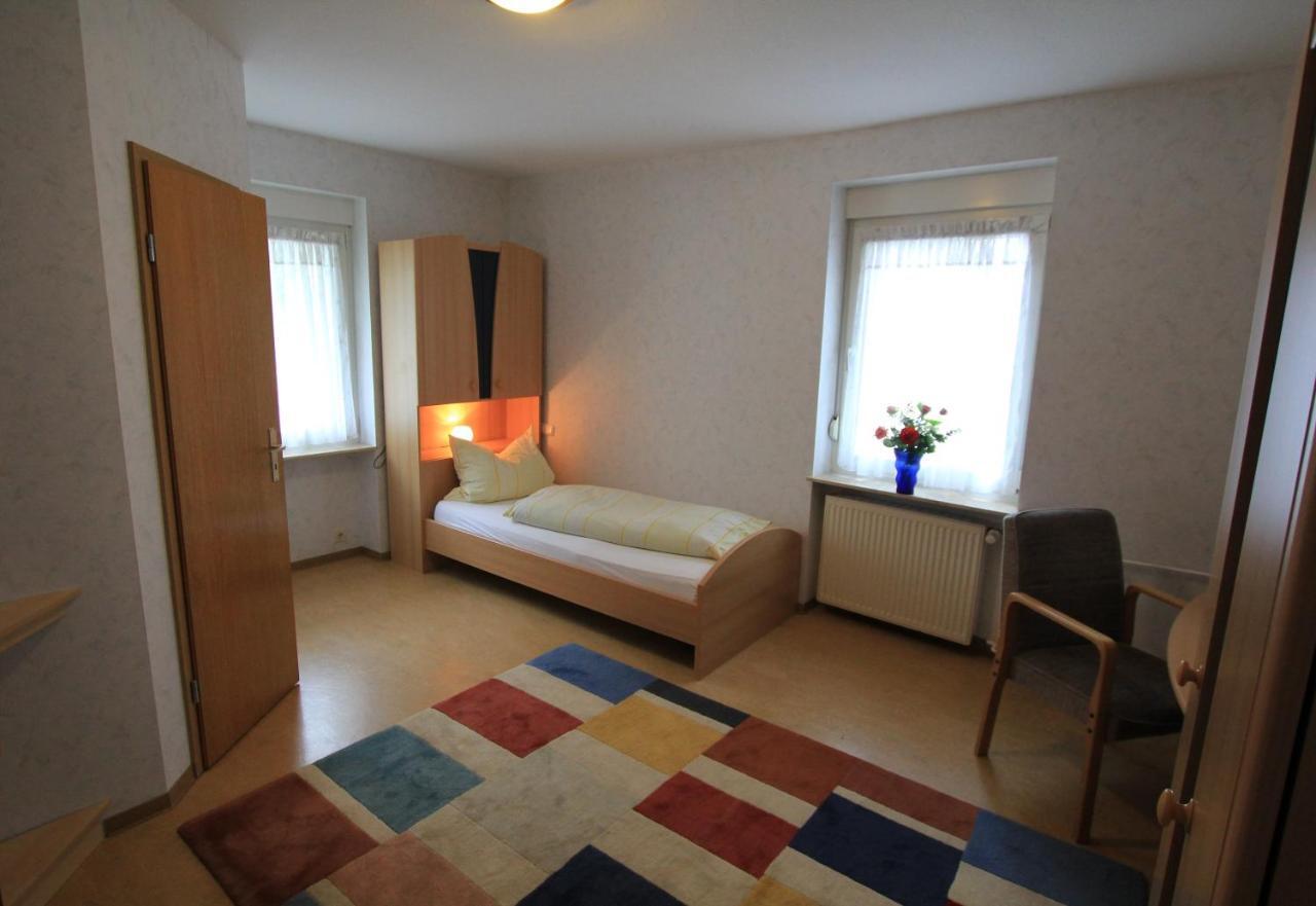 Hotel Ricarda Schlangenbad Quarto foto